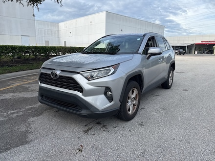 2019 Toyota RAV4 XLE SUV