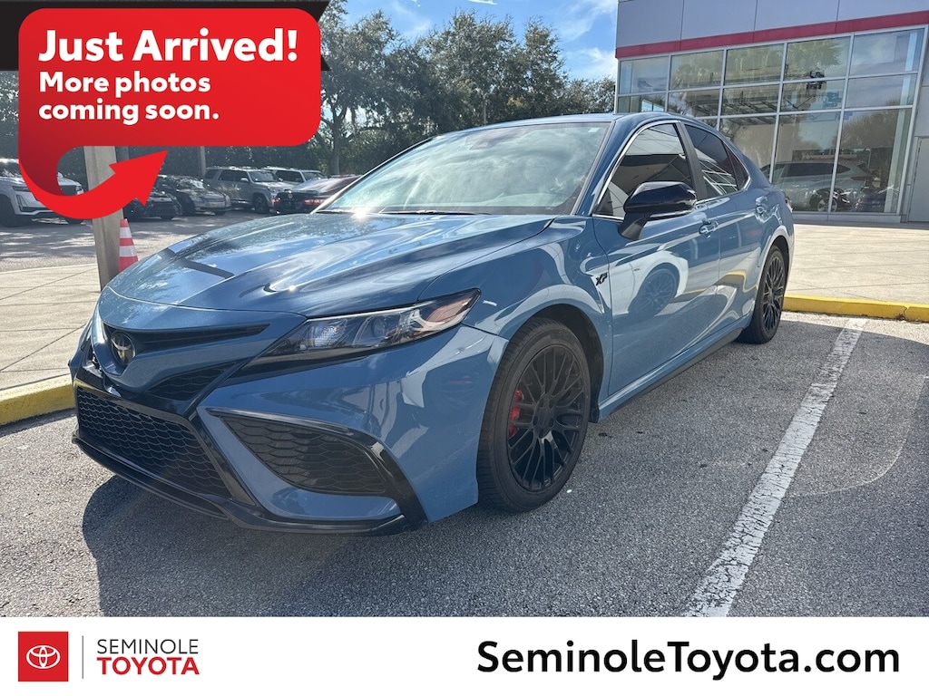 Used 2023 Toyota Camry SE Sedan