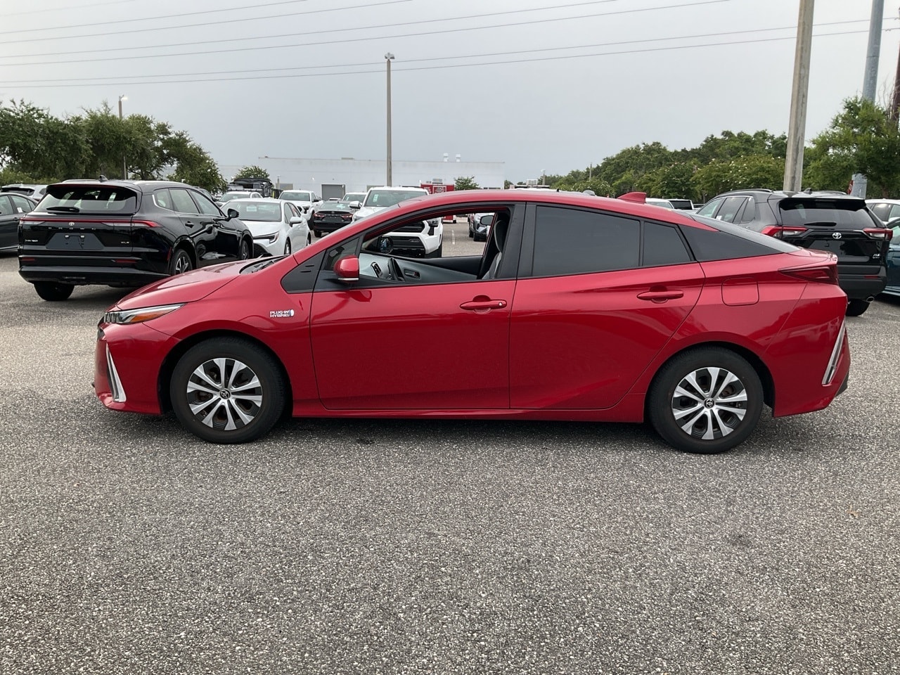 Used 2021 Toyota Prius Prime LE with VIN JTDKAMFP9M3169097 for sale in Sanford, FL