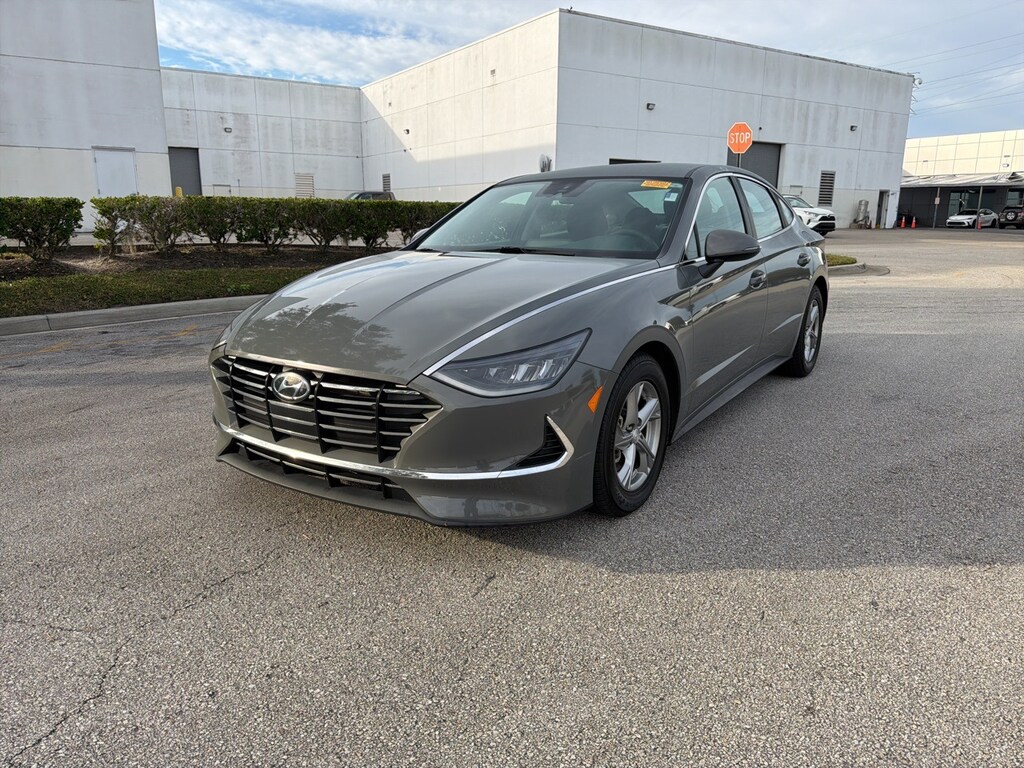 Used 2023 Hyundai Sonata SE Sedan
