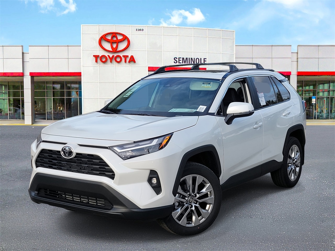 2025 Toyota RAV4 XLE Premium's photo