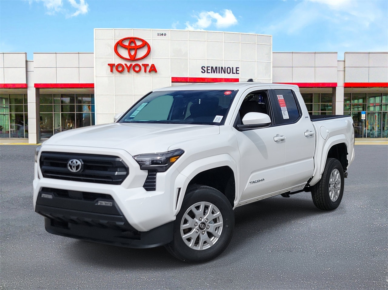 2025 Toyota Tacoma SR5's photo