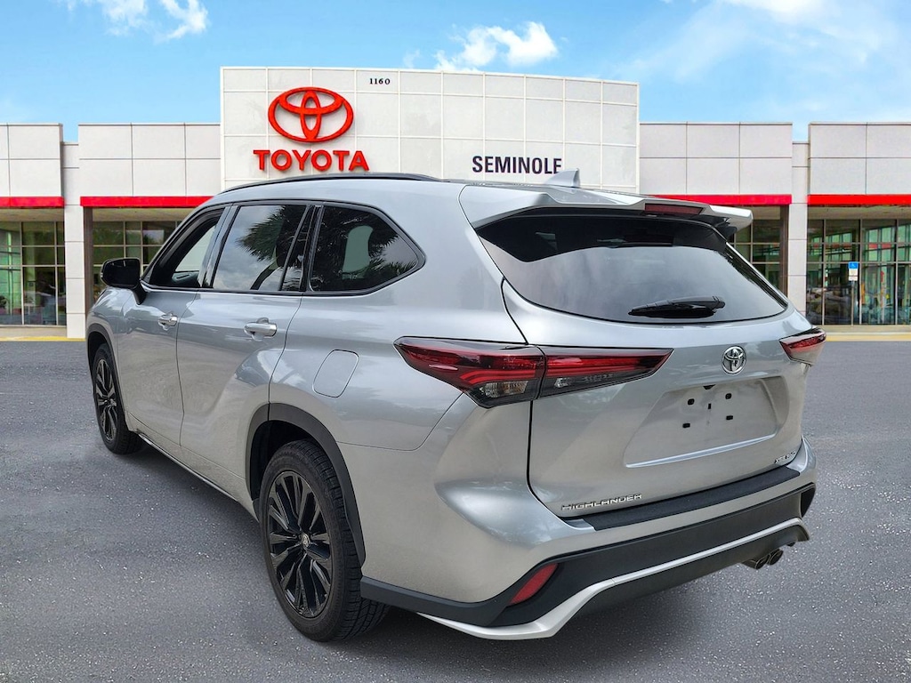 Used 2025 Toyota Highlander XSE SUV