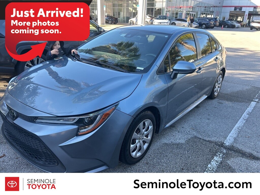 Used 2022 Toyota Corolla LE Sedan