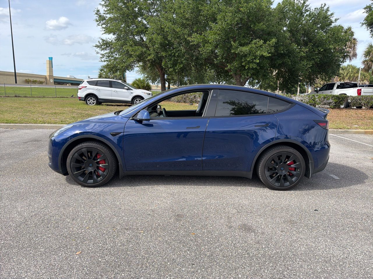 Used 2021 Tesla Model Y Long Range with VIN 5YJYGDEE3MF183377 for sale in Sanford, FL