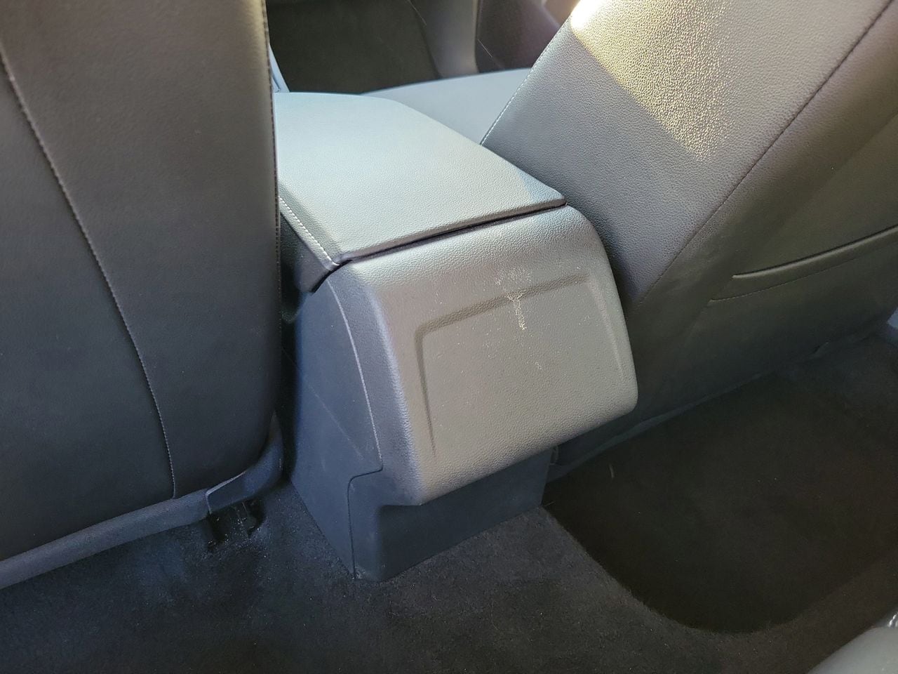 2025 Volkswagen Jetta SE - Photo 11