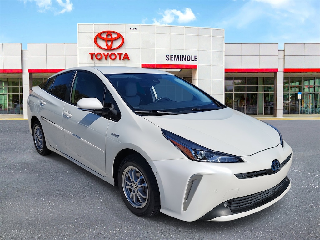 Used 2020 Toyota Prius XLE AWD-e Hatchback