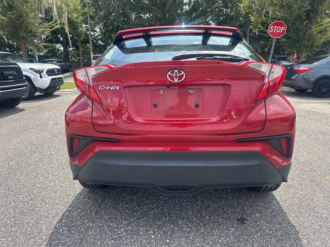 2021 Toyota C-HR XLE photo 4