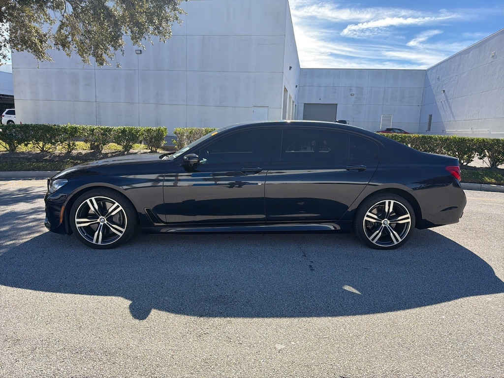 Used 2018 BMW 7 Series 750i Sedan