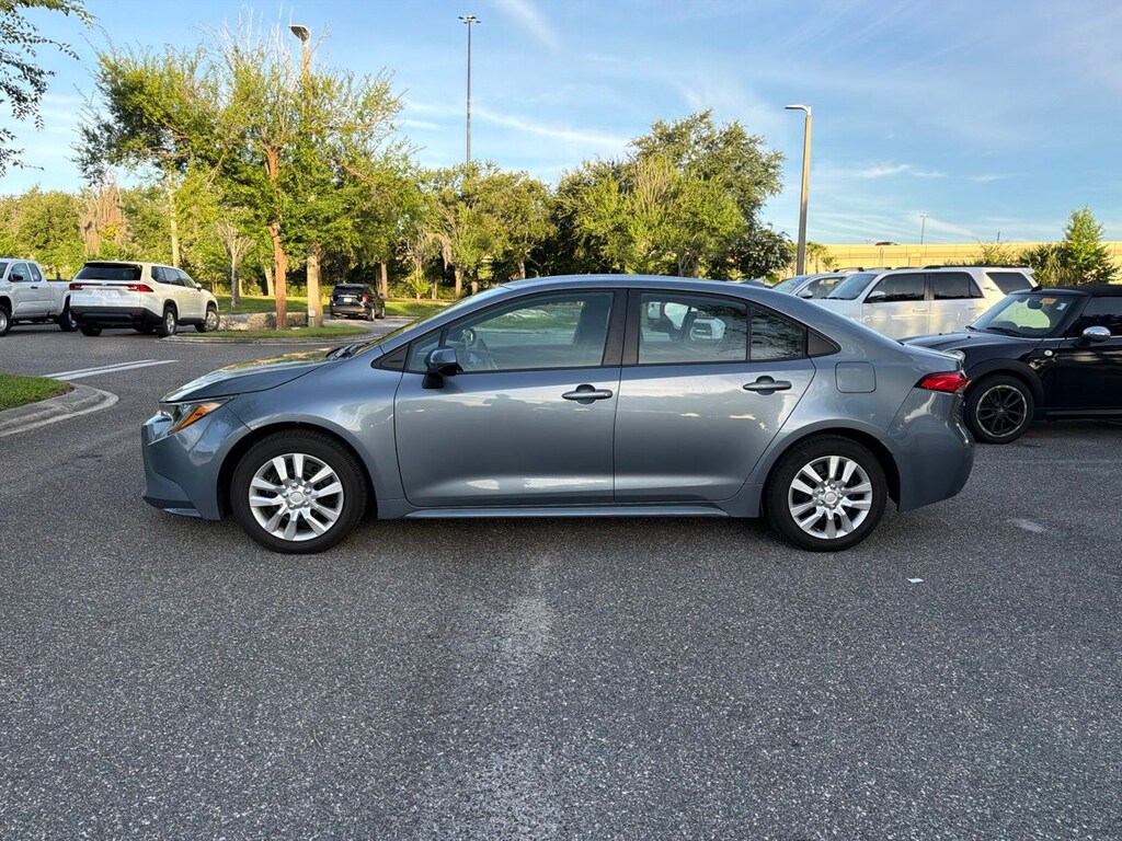 Used 2022 Toyota Corolla LE Sedan