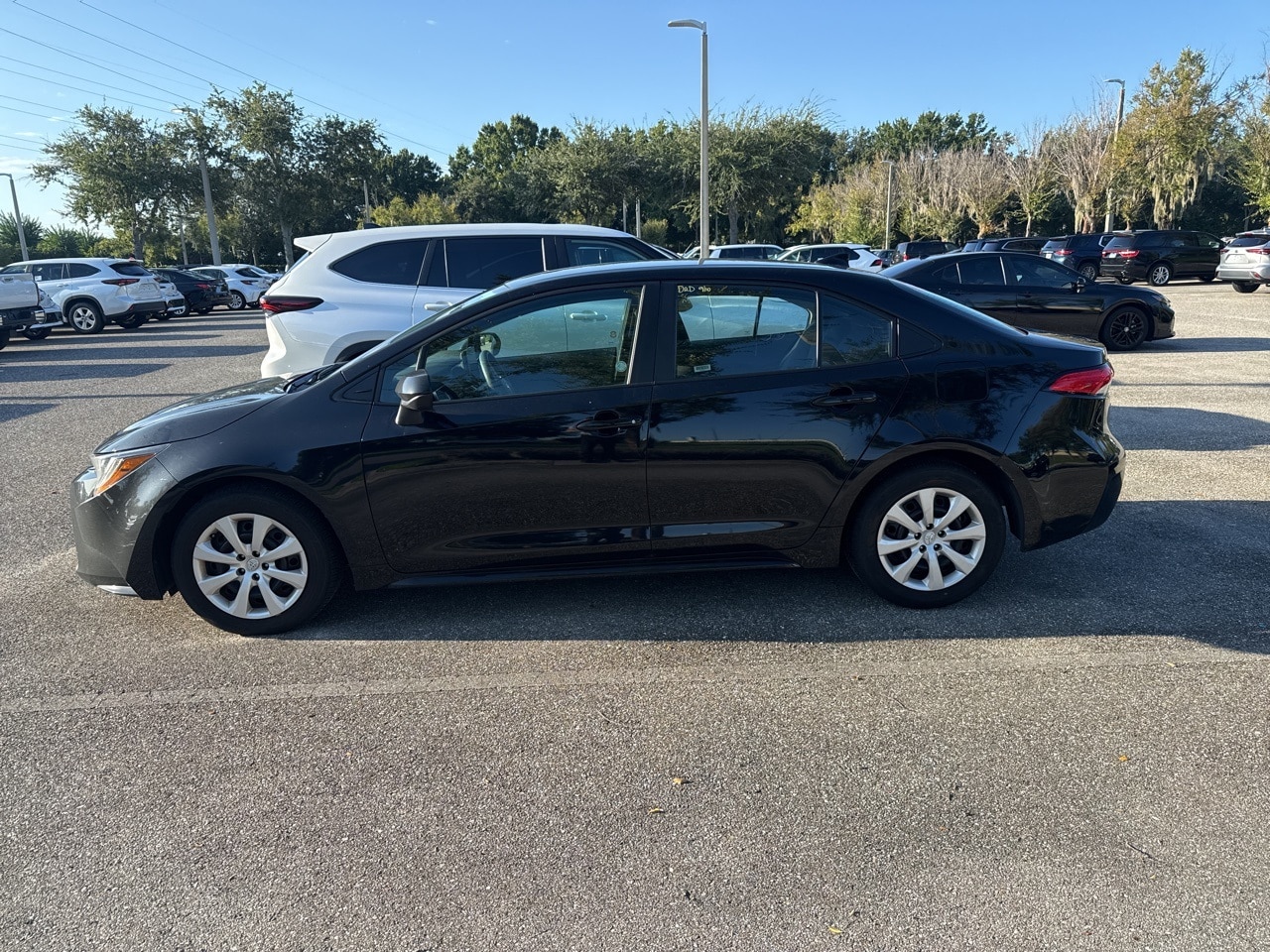 Used 2024 Toyota Corolla LE with VIN 5YFB4MDEXRP160013 for sale in Northfield, Minnesota