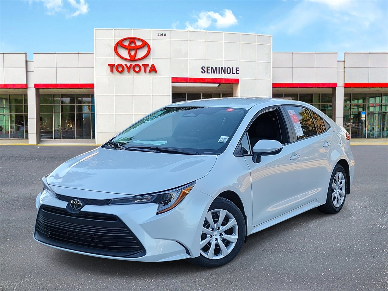 2026 Toyota Corolla LE's photo