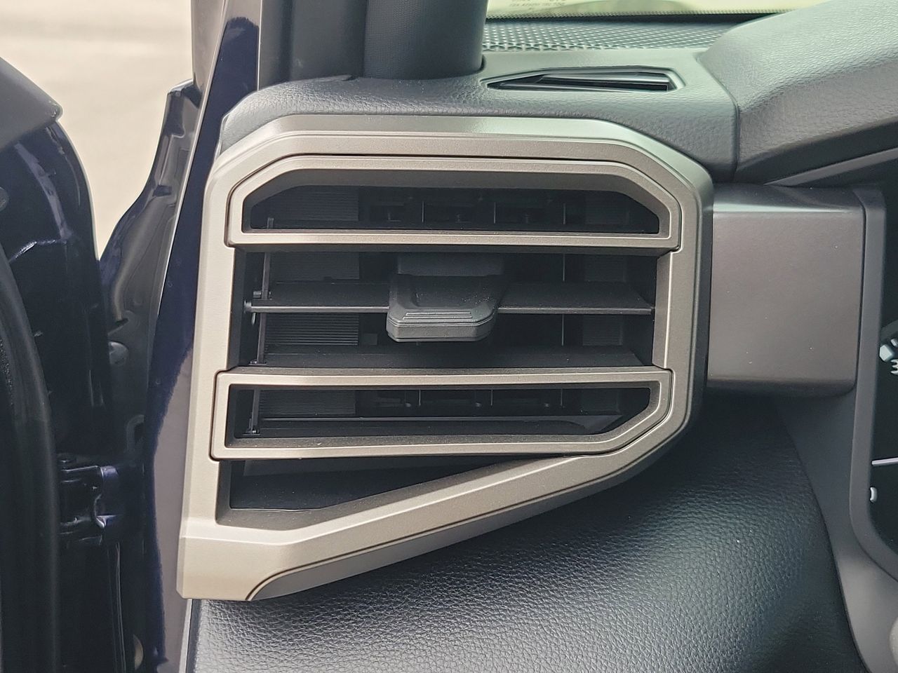 2026 Toyota Tundra SR5 - Photo 30