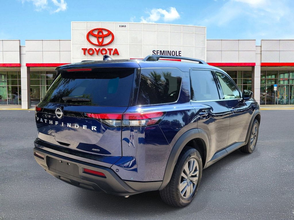 Used 2025 Nissan Pathfinder SV SUV