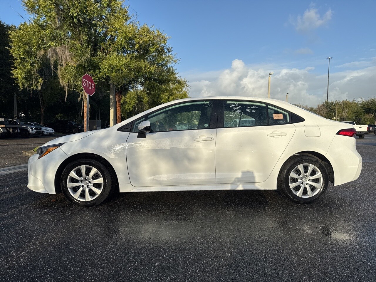 2024 Toyota Corolla LE photo 2