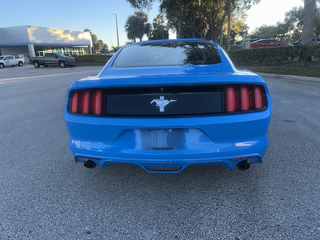 Used 2017 Ford Mustang V6 Coupe