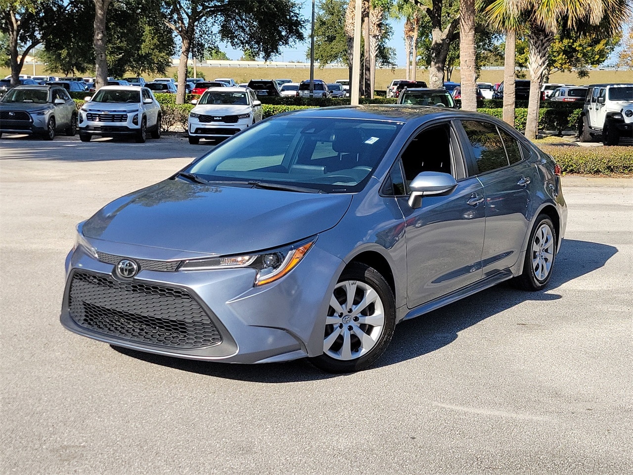 2022 Toyota Corolla LE