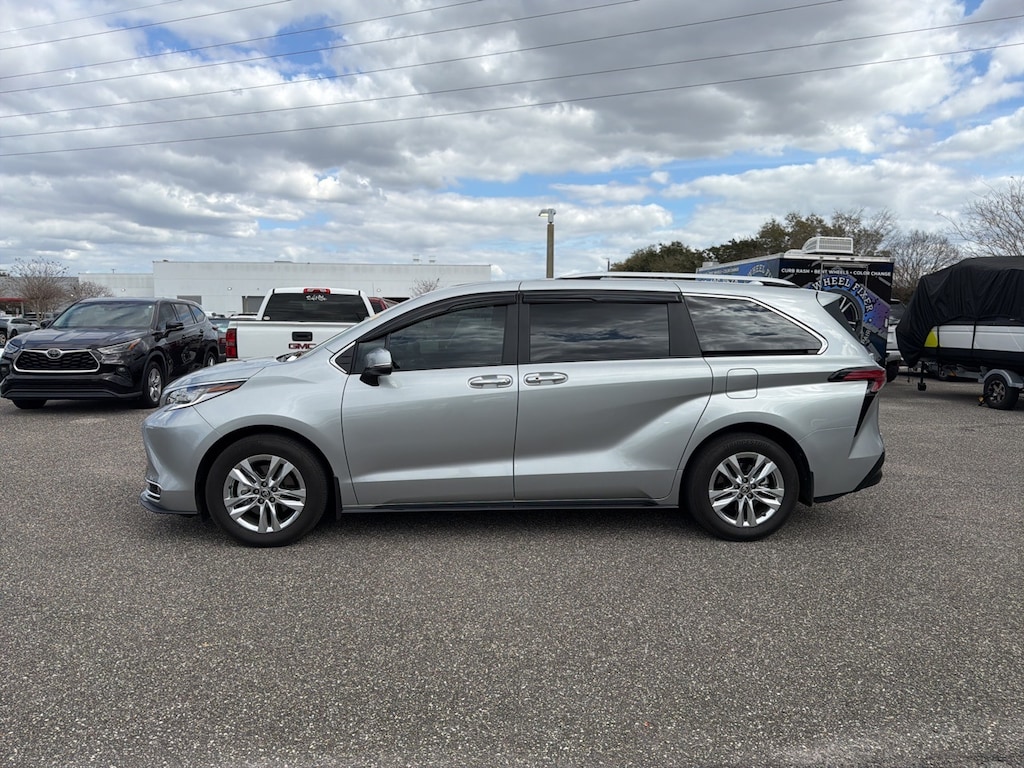 Used 2025 Toyota Sienna Limited Minivan/Van