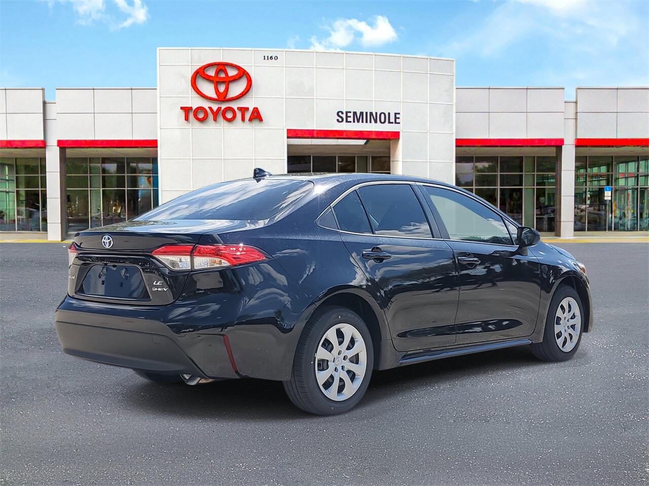 2025 Toyota Corolla Hybrid LE photo 3