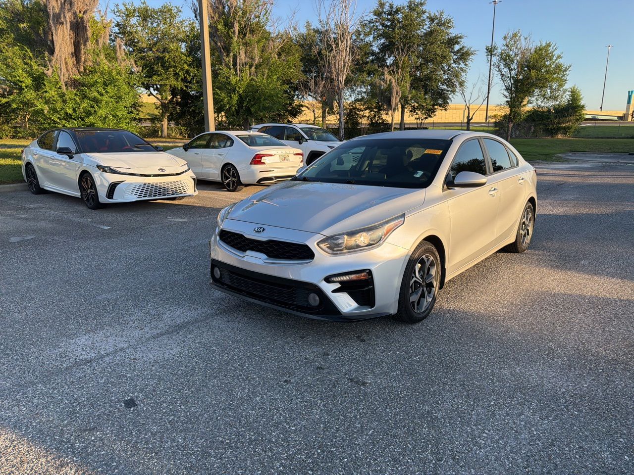 2019 Kia Forte LXS AT's photo