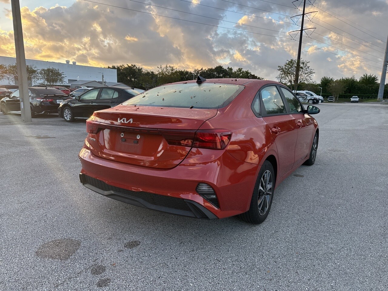 2024 Kia Forte LXS photo 3