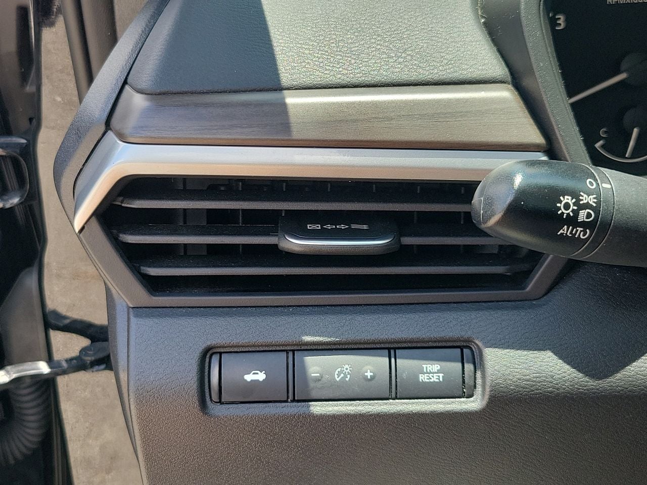 2025 Nissan Altima SV - Photo 30