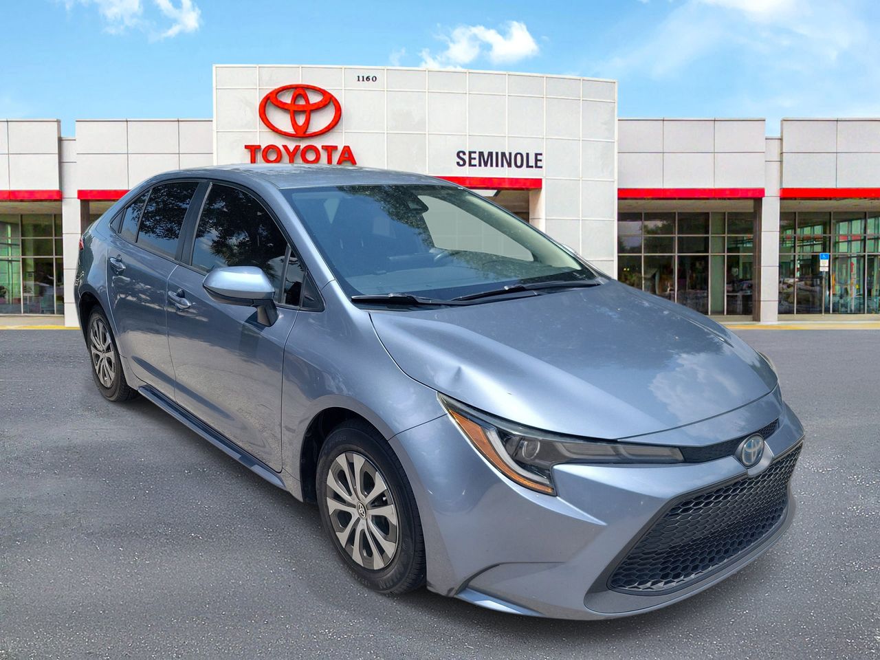 Used 2022 Toyota Corolla LE with VIN JTDEAMDE1NJ045739 for sale in Sanford, FL