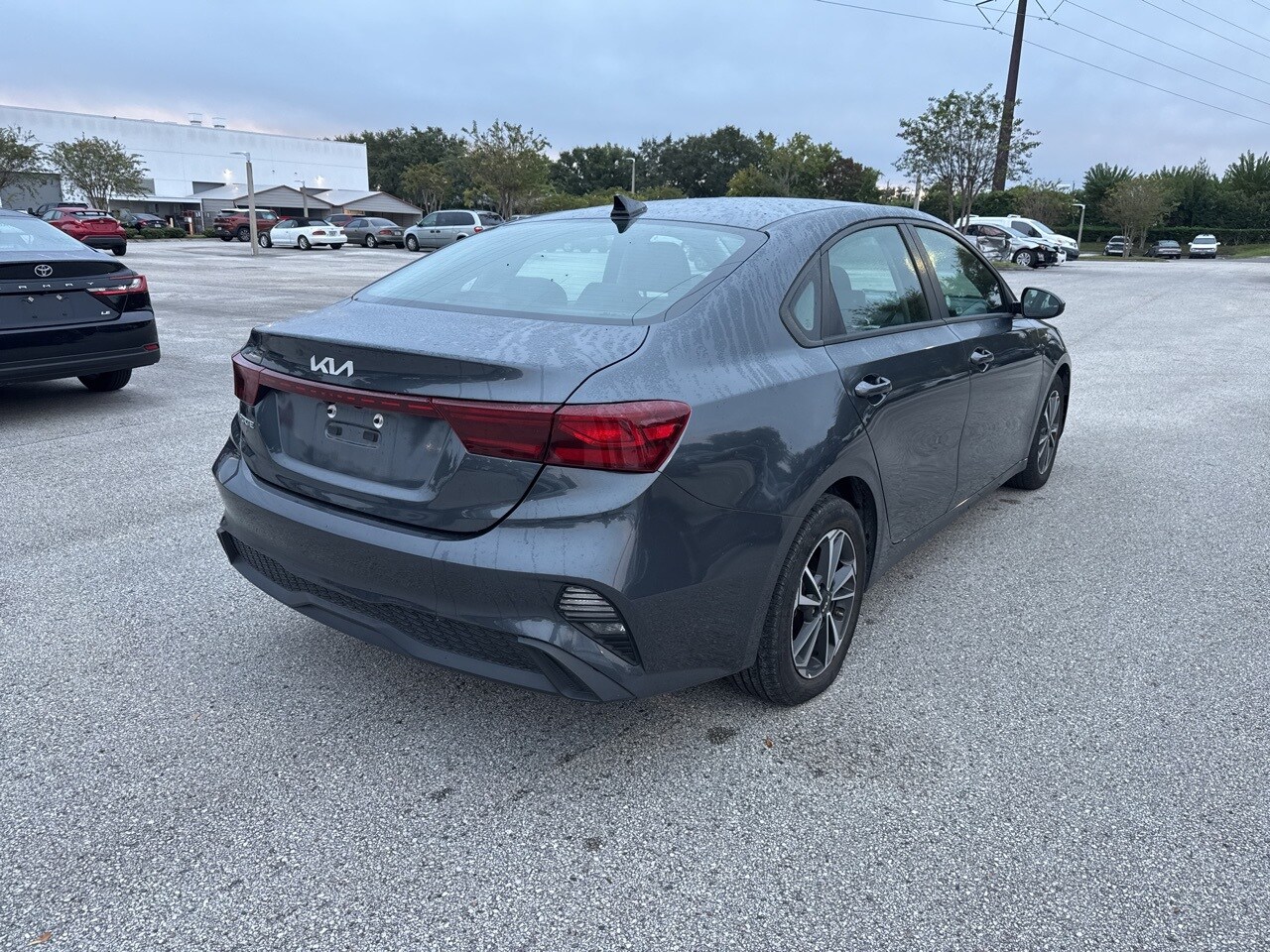 2024 Kia Forte LXS photo 3