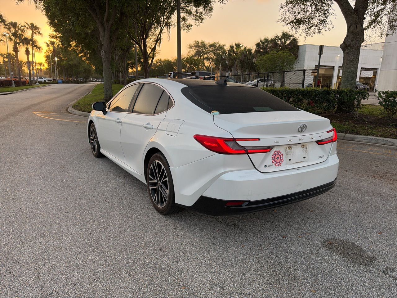 View vehicle photo 3