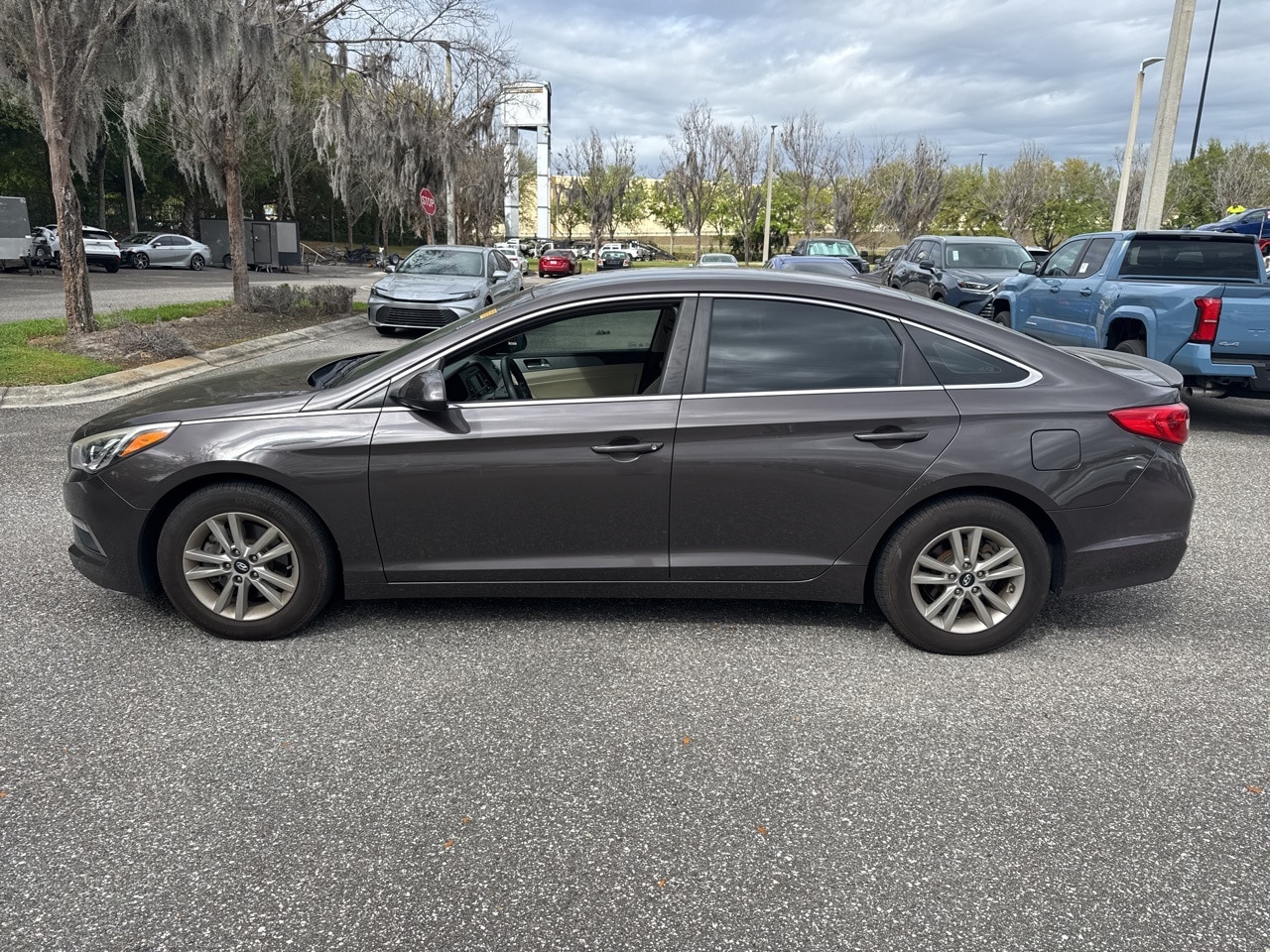 Used 2015 Hyundai Sonata SE with VIN 5NPE24AF5FH241316 for sale in Sanford, FL