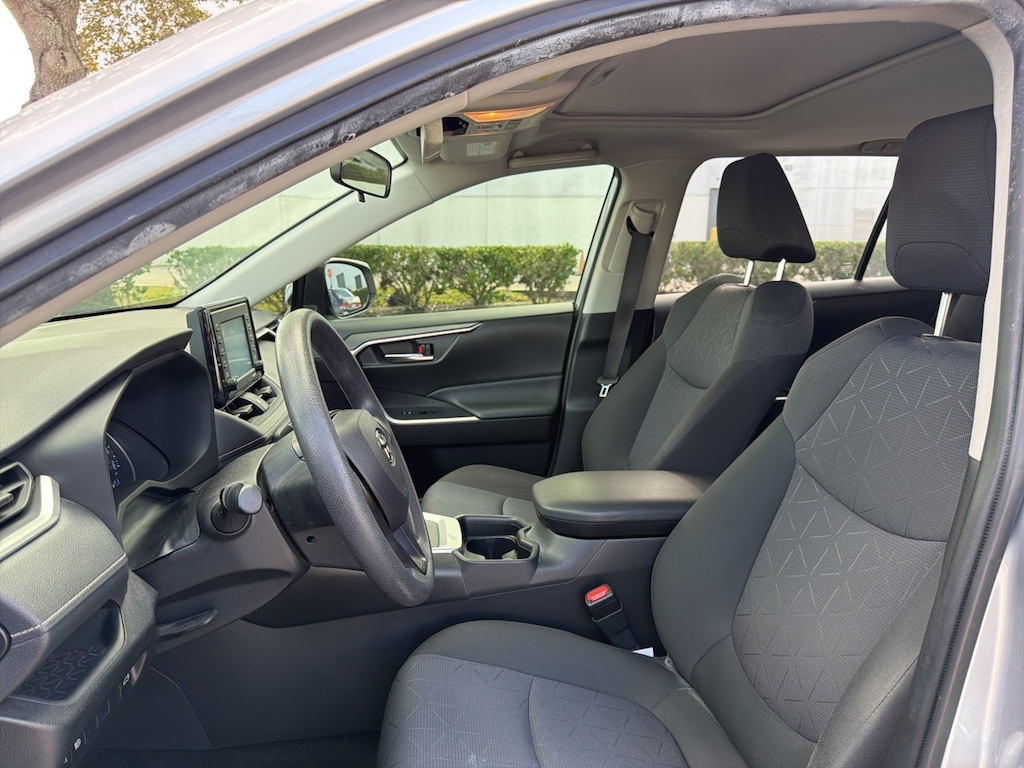 Used 2020 Toyota RAV4 Hybrid XLE SUV