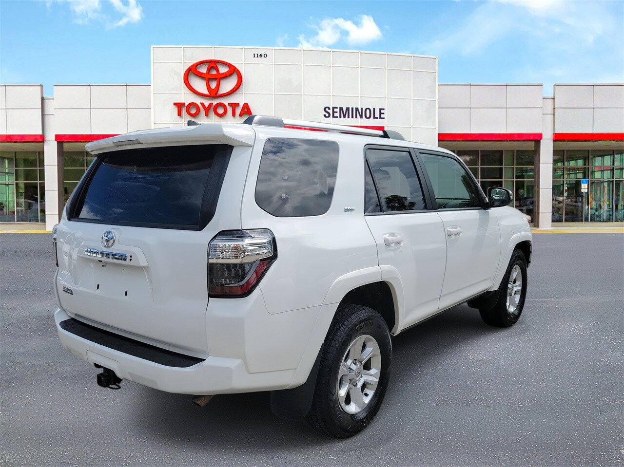 2023 Toyota 4Runner SR5 Premium photo 3