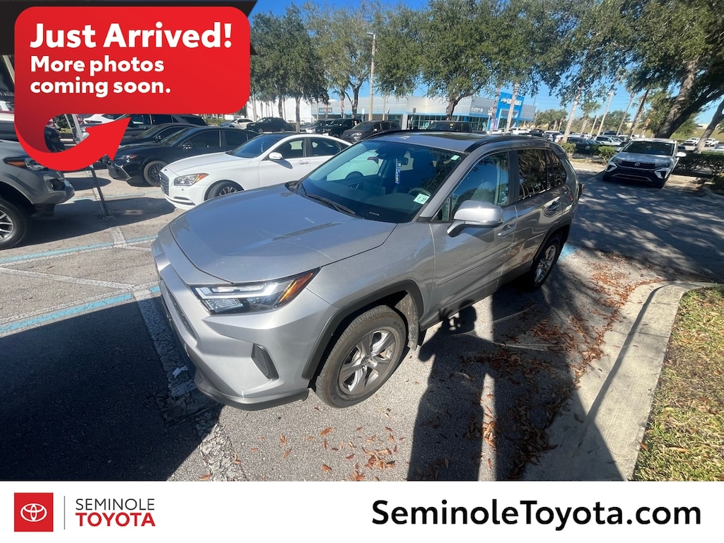 Used 2022 Toyota RAV4 XLE SUV