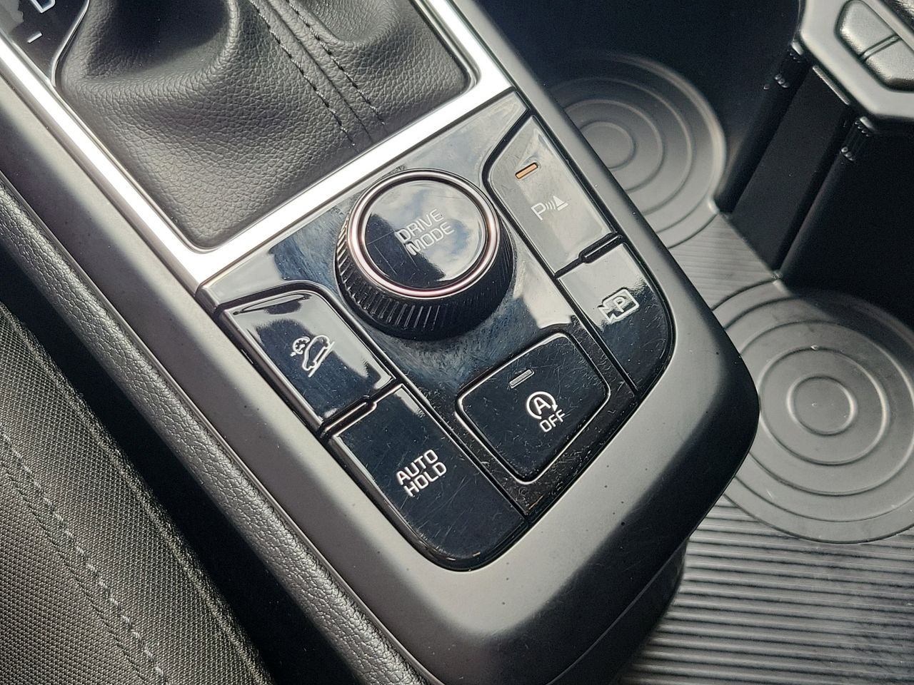 2025 Kia Sportage LX - Photo 27