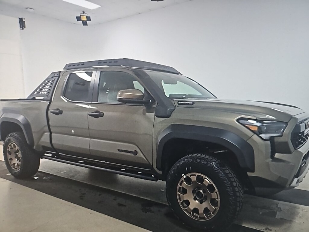 Used 2025 Toyota Tacoma Hybrid Trailhunter Truck