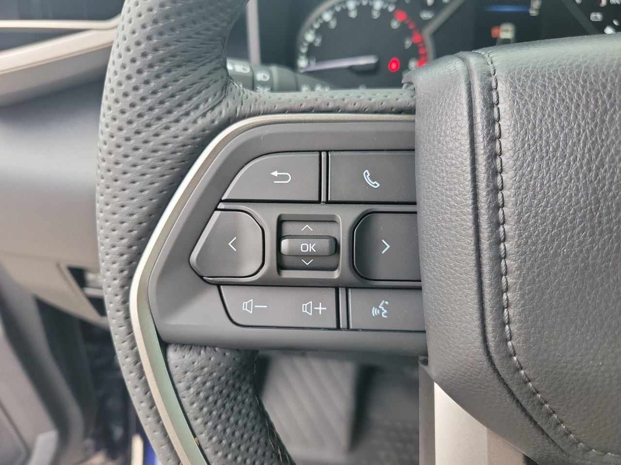 2026 Toyota Tundra SR5 - Photo 19