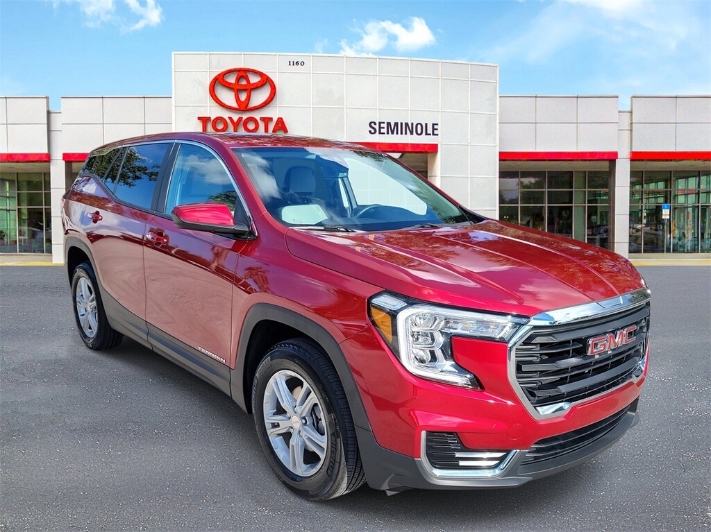 Used 2023 GMC Terrain SLE SUV