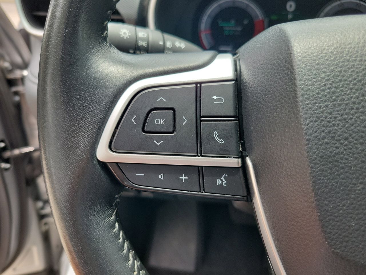 2025 Toyota Highlander XSE - Photo 21