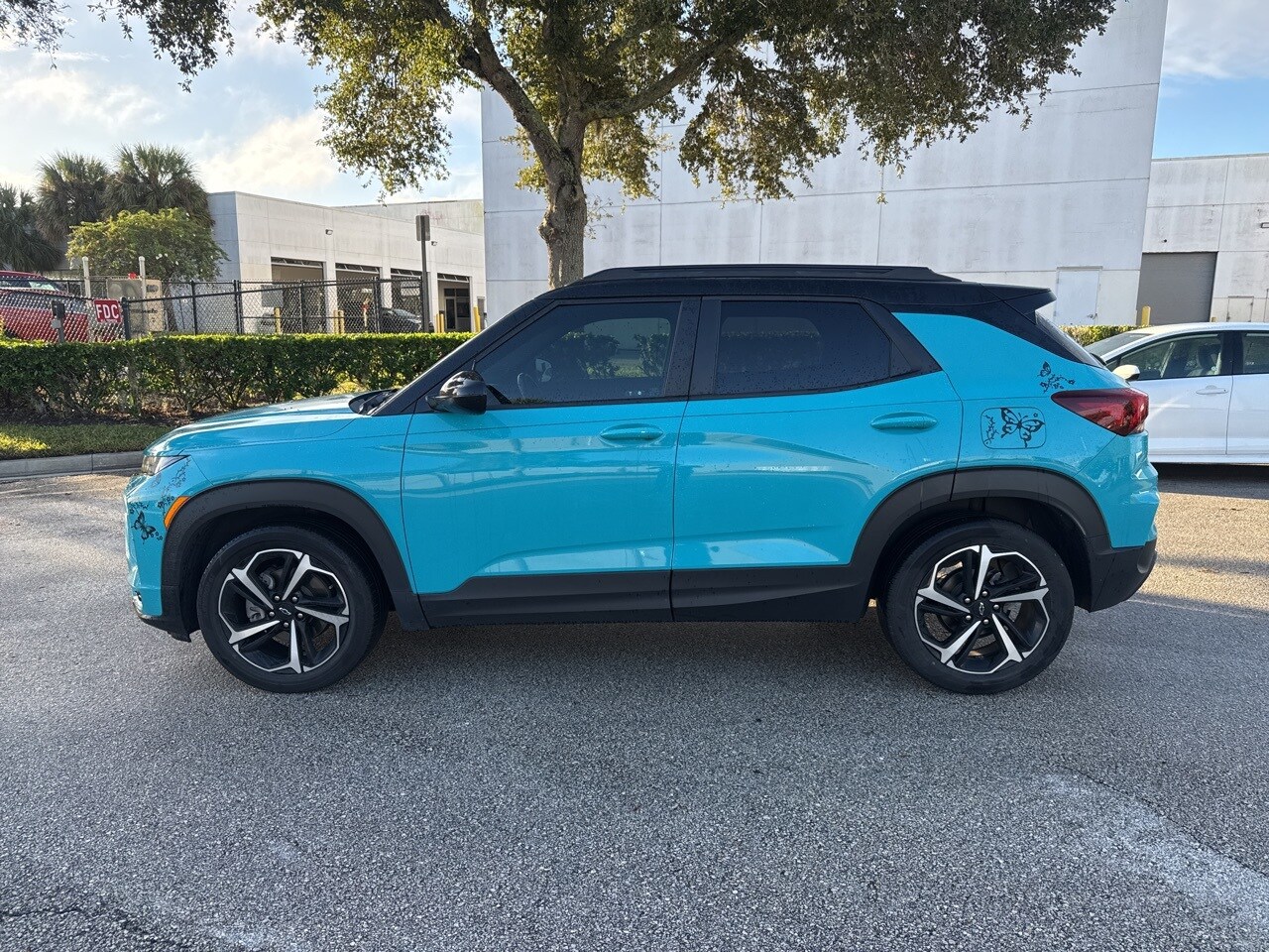 2021 Chevrolet Trailblazer RS photo 2