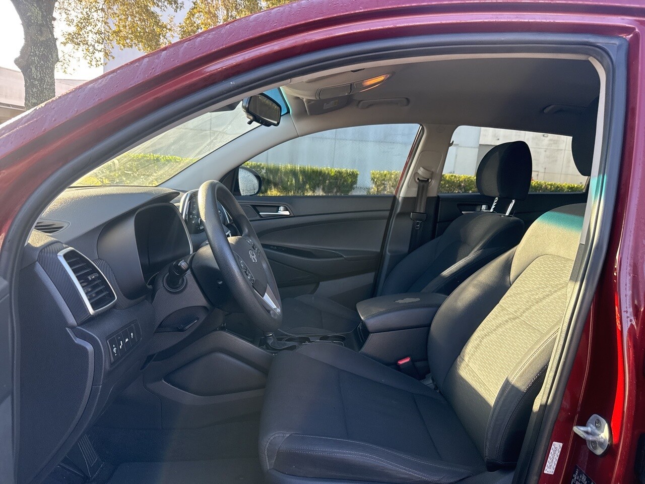 2019 Hyundai Tucson Value photo 3