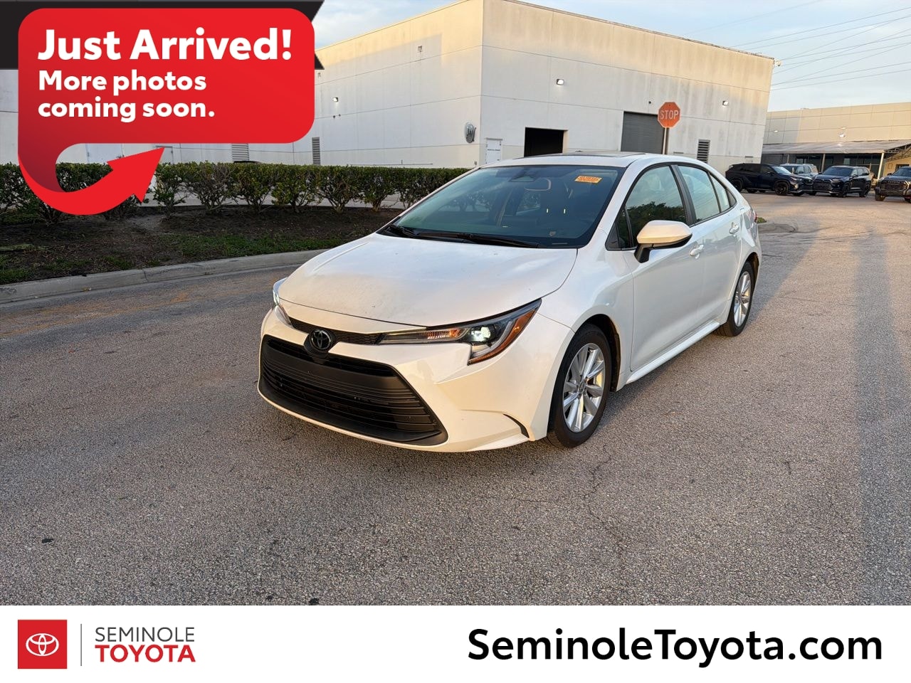 2023 Toyota Corolla LE CVT's photo