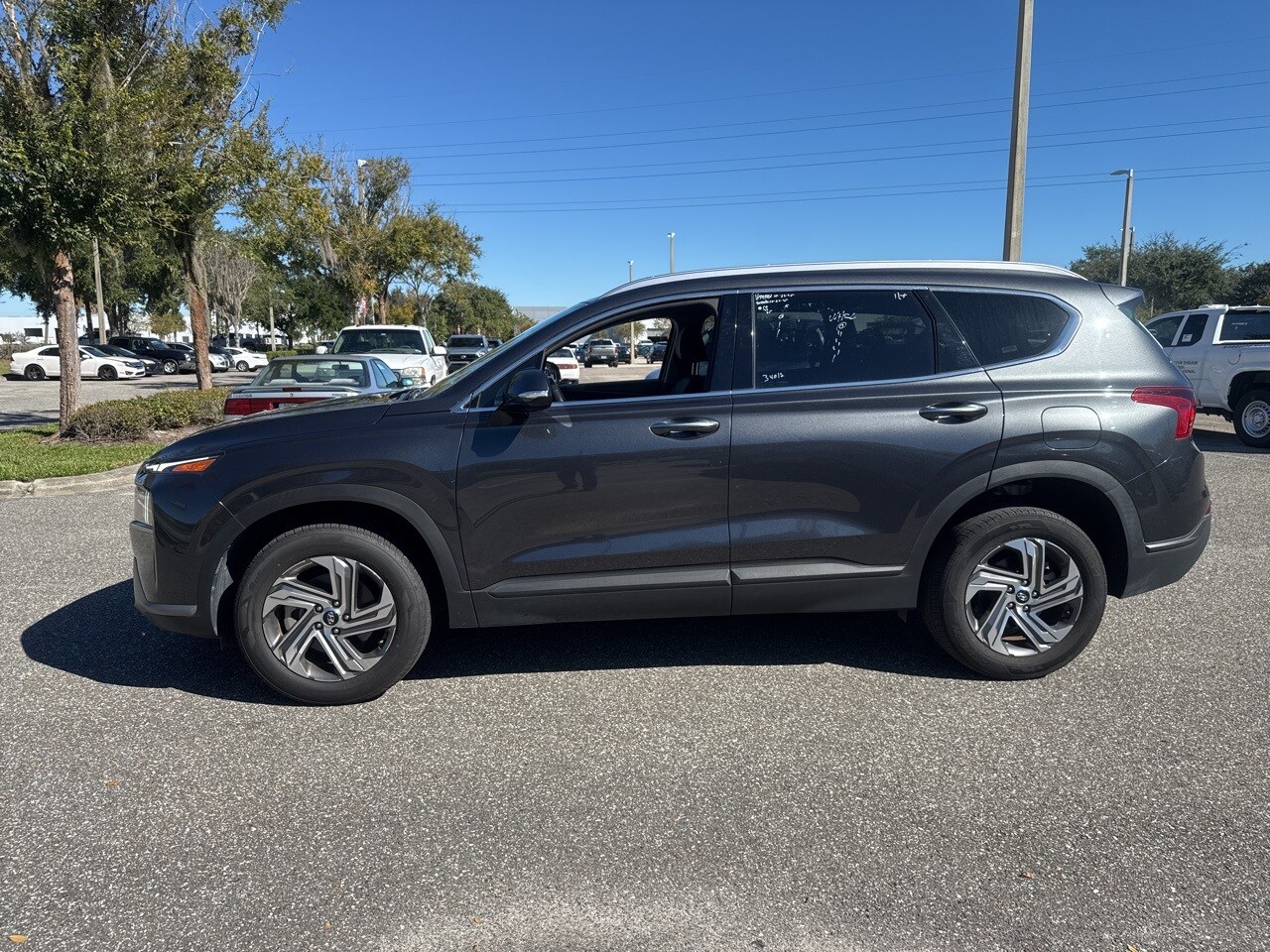 2023 Hyundai Santa Fe SEL photo 2