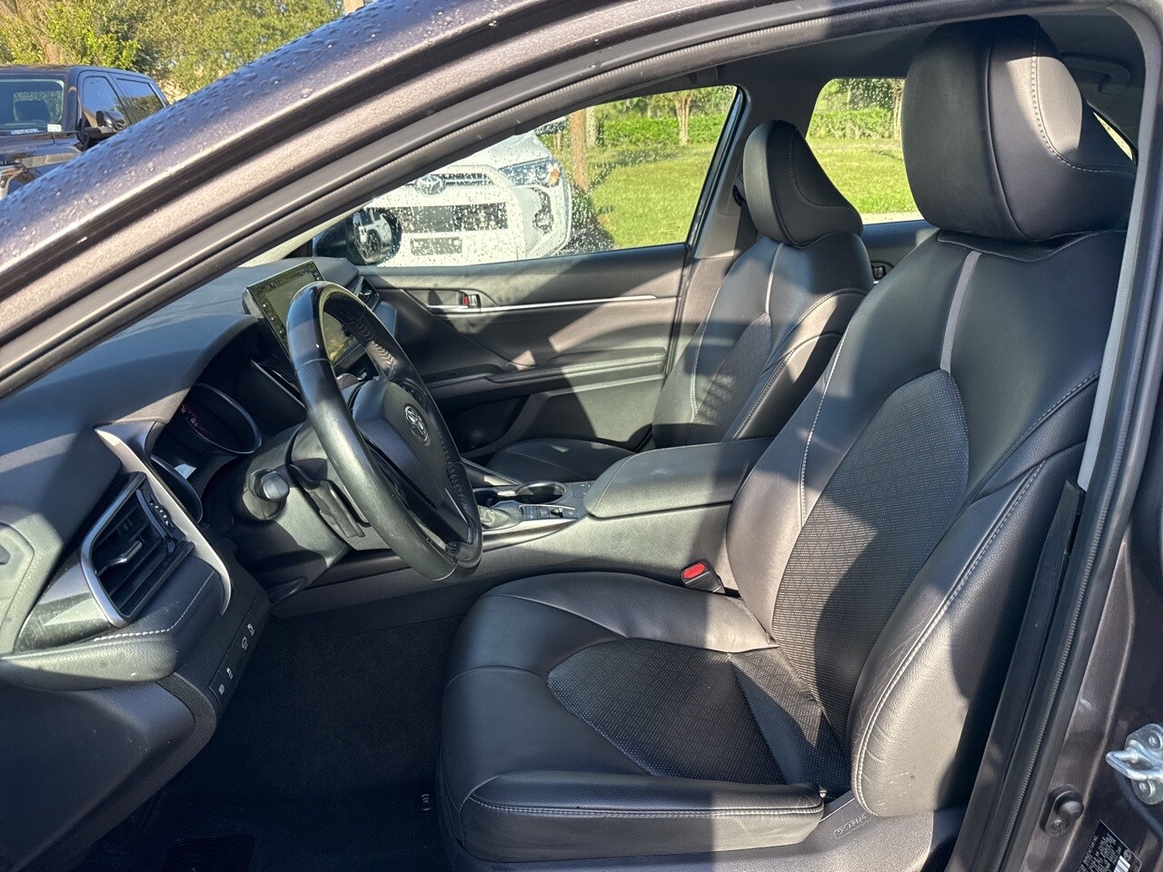 2023 Toyota Camry XSE photo 4