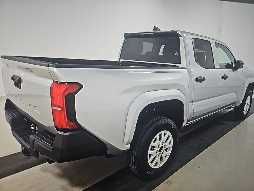 Used 2025 Toyota Tacoma SR Truck