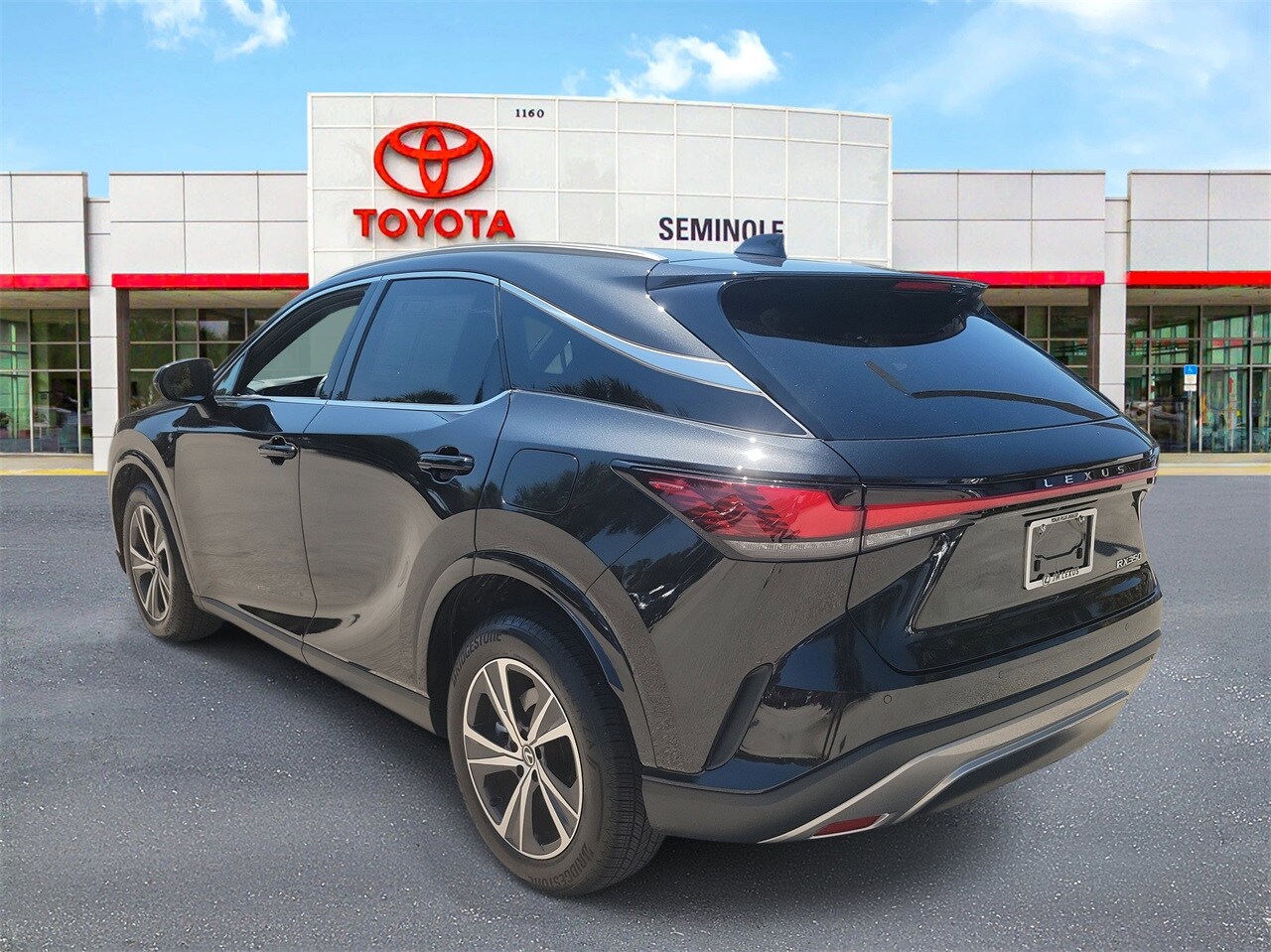 2024 Lexus RX 350 photo 4