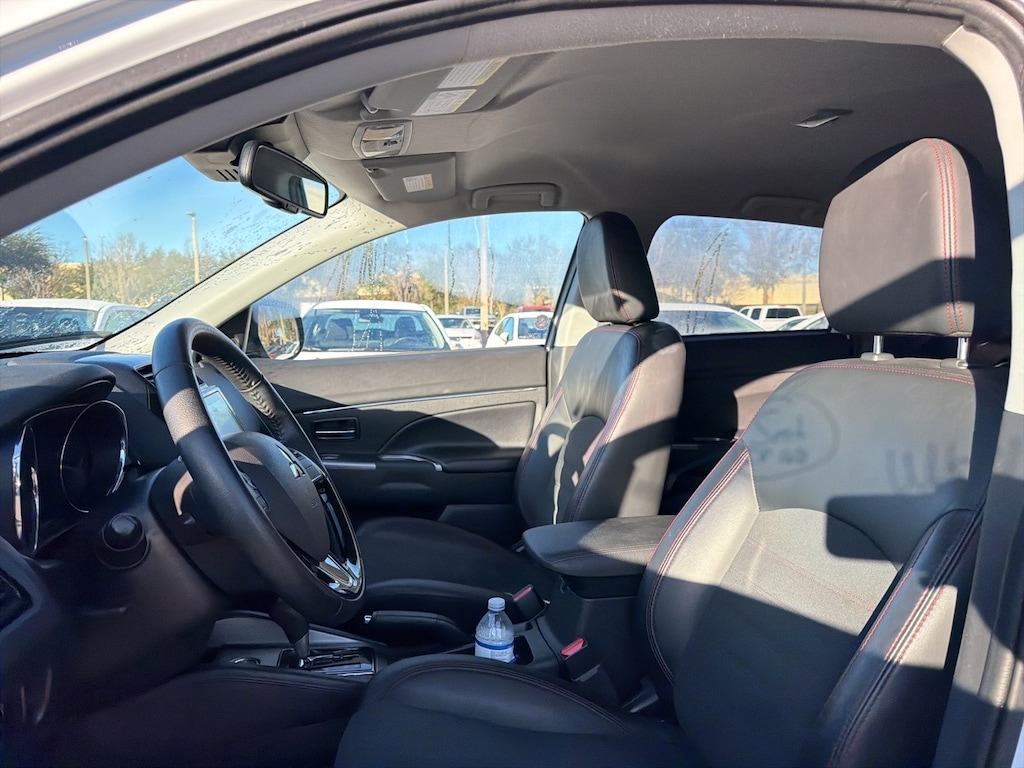 Used 2024 Mitsubishi Outlander Sport 2.0 SE SUV