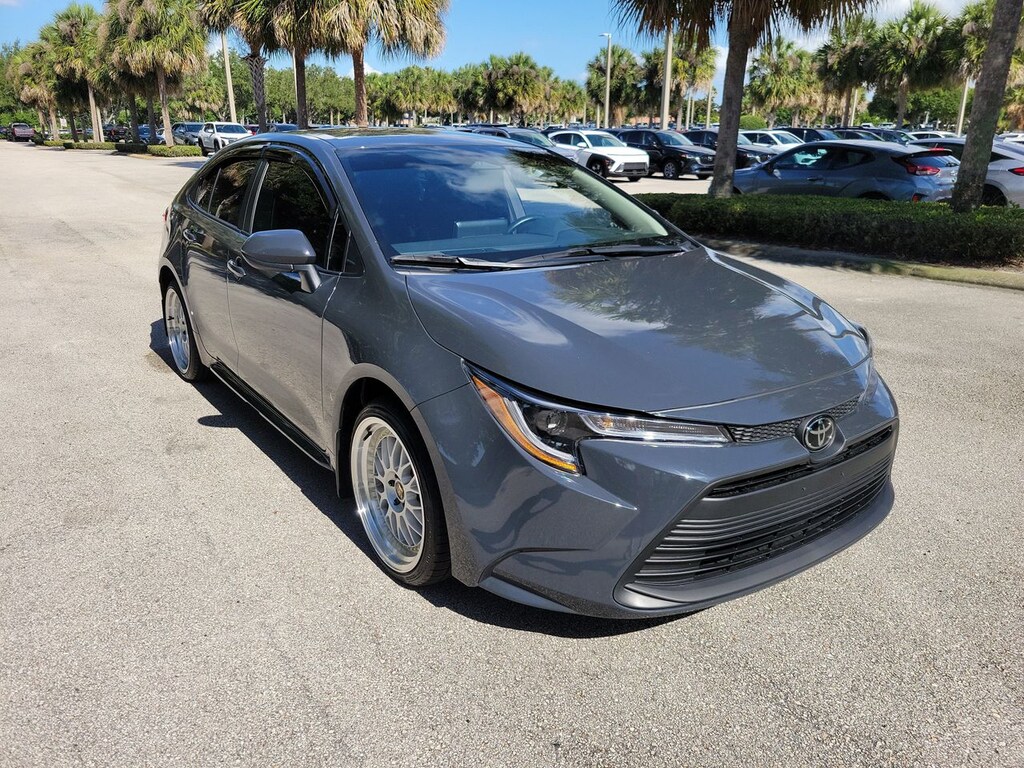 Used 2025 Toyota Corolla LE Sedan
