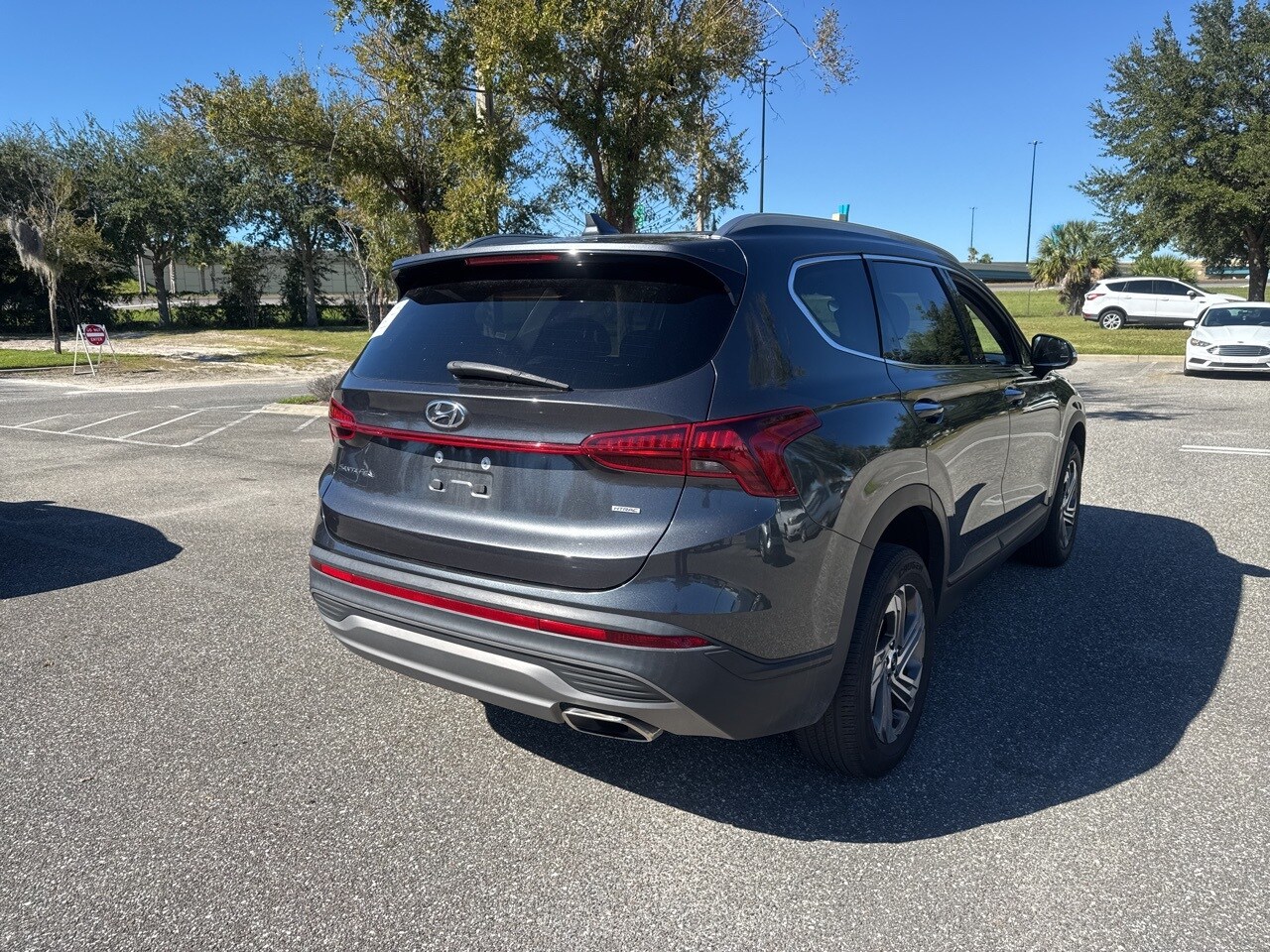 2023 Hyundai Santa Fe SEL photo 3