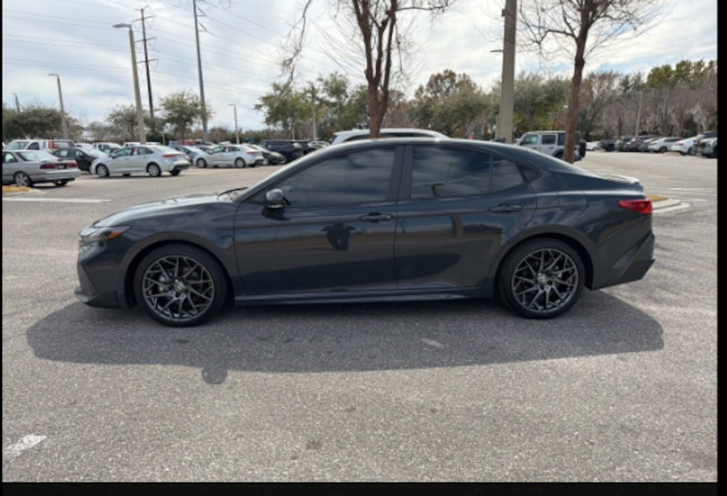Used 2025 Toyota Camry SE Sedan
