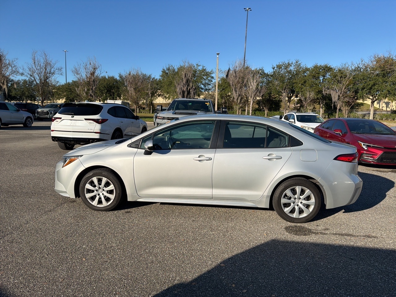 Used 2021 Toyota Corolla LE with VIN 5YFEPMAE3MP243607 for sale in Northfield, Minnesota